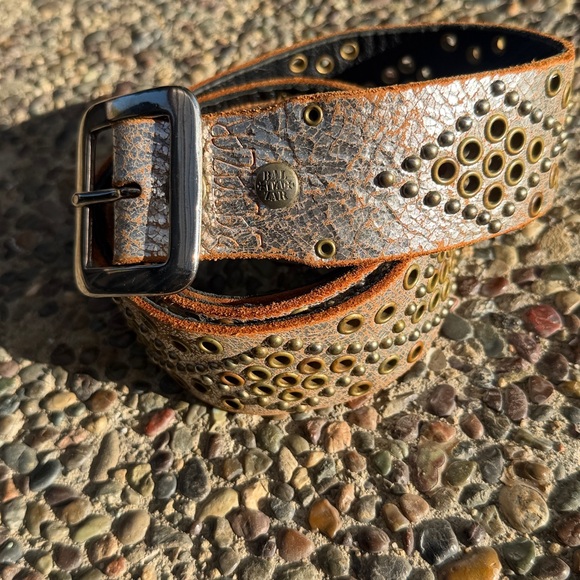 Baltazar Distressed Leather Belt silver studded large - Picture 1 of 7